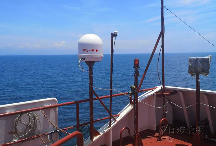 船載衛星天線罩圖